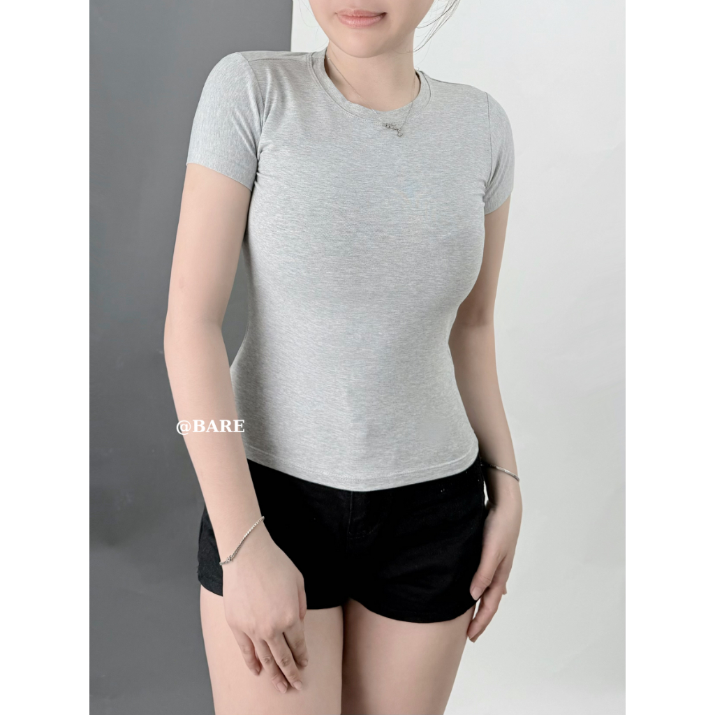 BARE_Áo thun dáng dài trơn form ôm đủ màu basic chất thun con giãn 4 chiều fit dáng siêu đẹp_AT011 | BigBuy360 - bigbuy360.vn