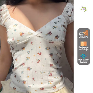 REMOLACHA | Aimee Top - Áo thun hoa nhí phối ren