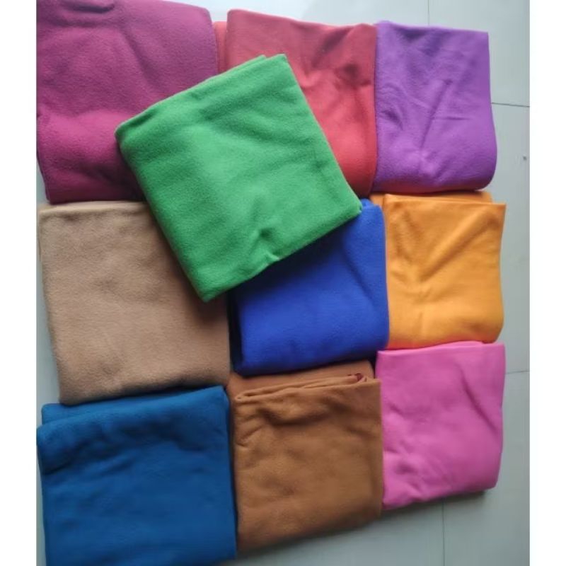 Chăn mền nỉ màu giá sỉ