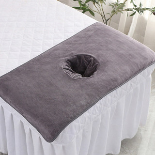 Khăn trải gối spa có lỗ nhiều kích thước