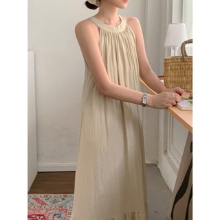 Đầm suông dáng maxi chất liệu cotton lụa mềm mát, thiết kế cổ yếm hở lưng và có lót cao cấp - 55Kg.Linh