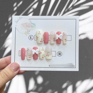 Nail box thiết kế vẽ hoạ tiết đáng yêu gắn chamr nơ