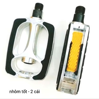 Bàn đạp nhựa ,nhôm xe đạp 680 x  2 cái...