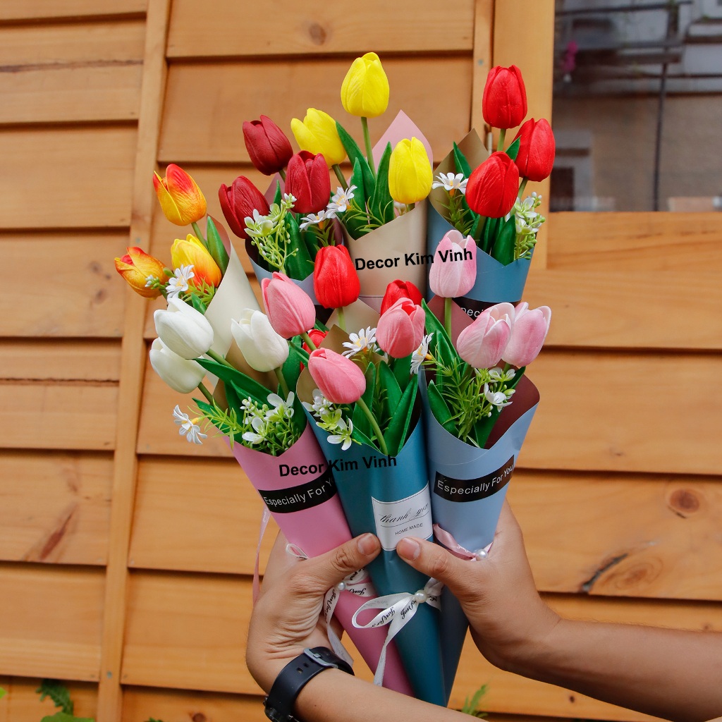 Bó Hoa Tulip Nụ 3 Bông HTT07 Làm Quà Valentine, Quà Tặng 8/3, Quà Sinh Nhật, Dịp Lễ