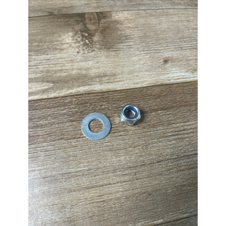 ốc vặn (bulong) bánh xe ô tô điện trẻ em