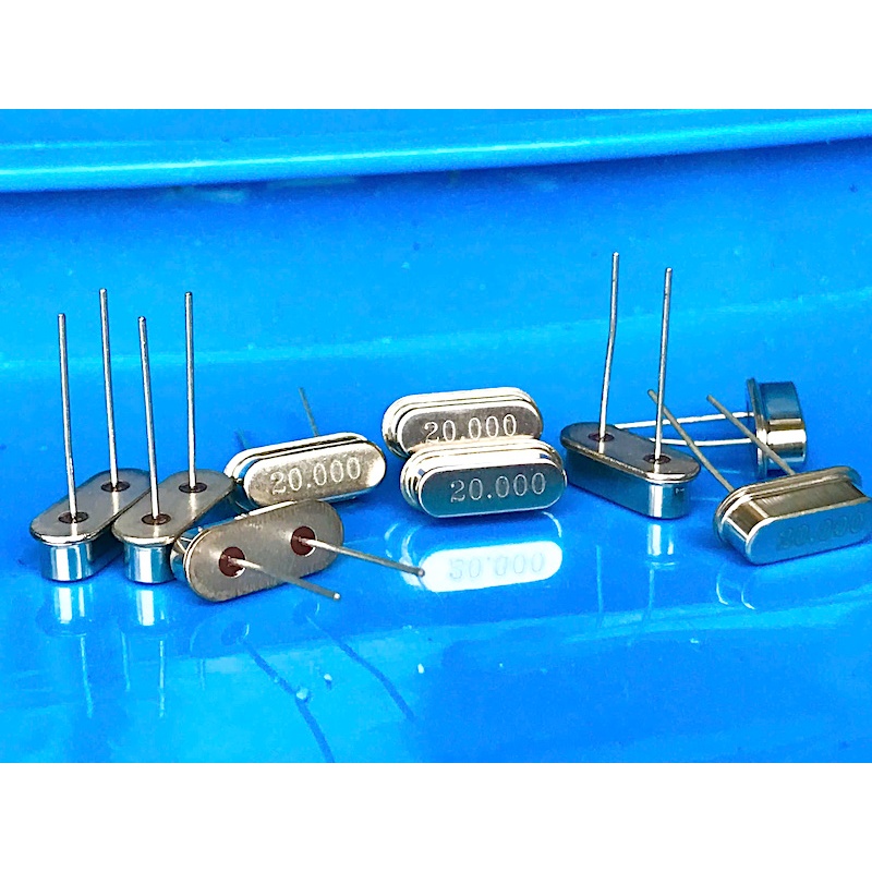 Combo 10 chiếc Thạch anh sắt 2 chân 20Mhz