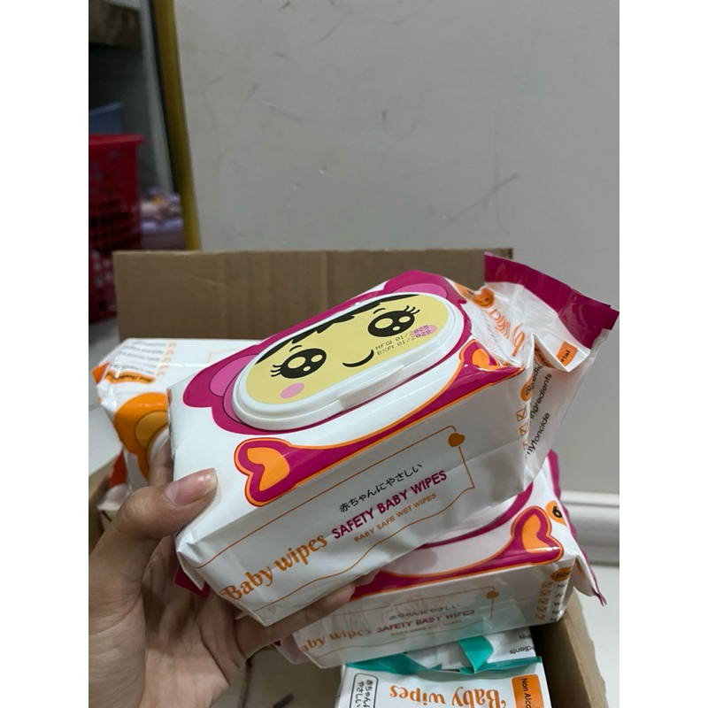 Khăn ướt gấu gói lớn ( lẻ 5 gói )