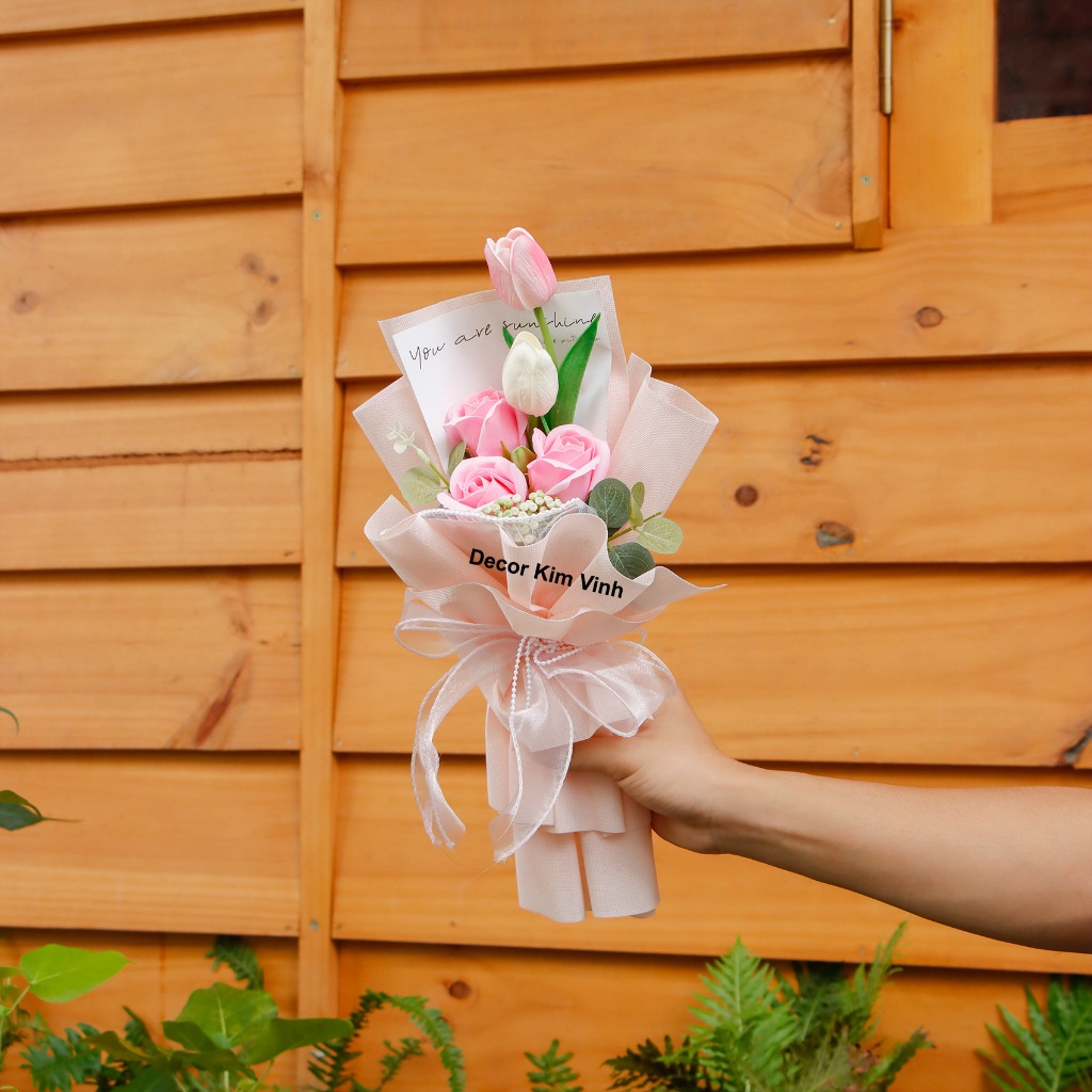 Bó Hoa Tulip Mix Hoa Hồng HTT08 Làm Quà Valentine, Quà Tặng 8/3, Quà Sinh Nhật, Dịp Lễ