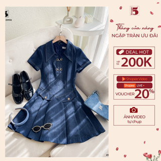 Đầm bò dáng liền, phần chân váy tenis, có 2 túi giả ở cạp, cổ đức có 2 khuy cài Twenty.5- DM06