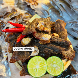 Bò khô ướt cháy tỏi nhà làm dạng miếng thơm ngon ít béo nhiều đạm 100 - 500g Dương Vương