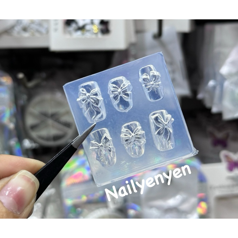 khuôn nơ silicon trang trí móng nail