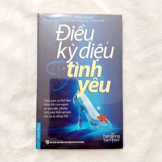 Sách - Điều kỳ diệu tình yêu ( First News )
