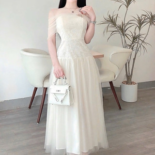 Váy công chúa tay đính hồ điệp