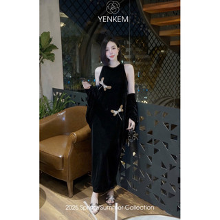 Váy nhung thêu đính đá hình chuồn xinh iu