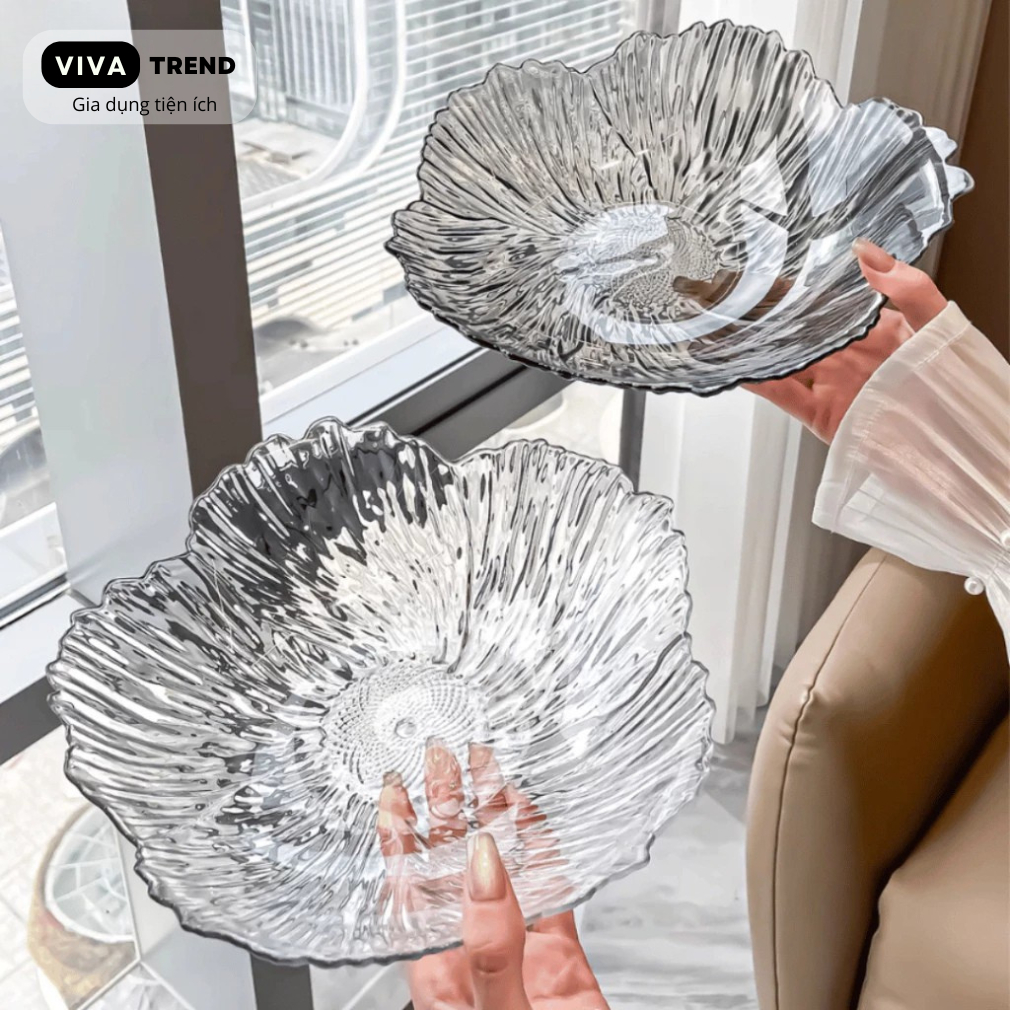 Đĩa Nhựa Trong Suốt Bông Hoa Tinh Tế, Khay Đựng Hoa Quả Bày Tết Sang Trọng, Khay Đựng Mứt VivaTrend-