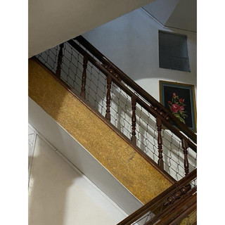 Lưới chắn cầu thang nâu sợi sịn(1 bộ:80cmx15m+tặng dây buộc)