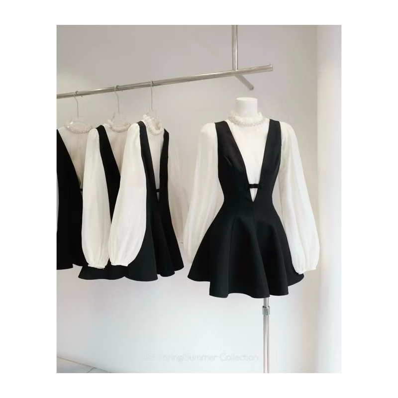   DIAN.CLOTHING  Set 2 chi tiết áo tơ be kem mix yếm đen  set áo khâu đá cổ cáo dài tay mix jum đen thiết kế 