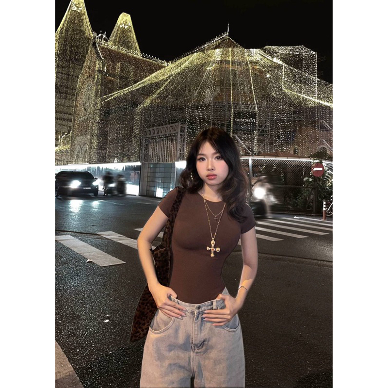 [MỞ BÁN] ÁO THUN DÁNG ÔM NHẸ CỔ TRÒN CỘC TAY cotton mịn mát mùa hè m666 | BigBuy360 - bigbuy360.vn