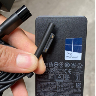 Sạc Surface Pro 3 44W zin theo máy