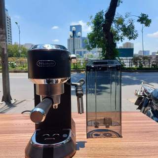Máy Pha Cà Phê Delonghi EC685 Chính hãng