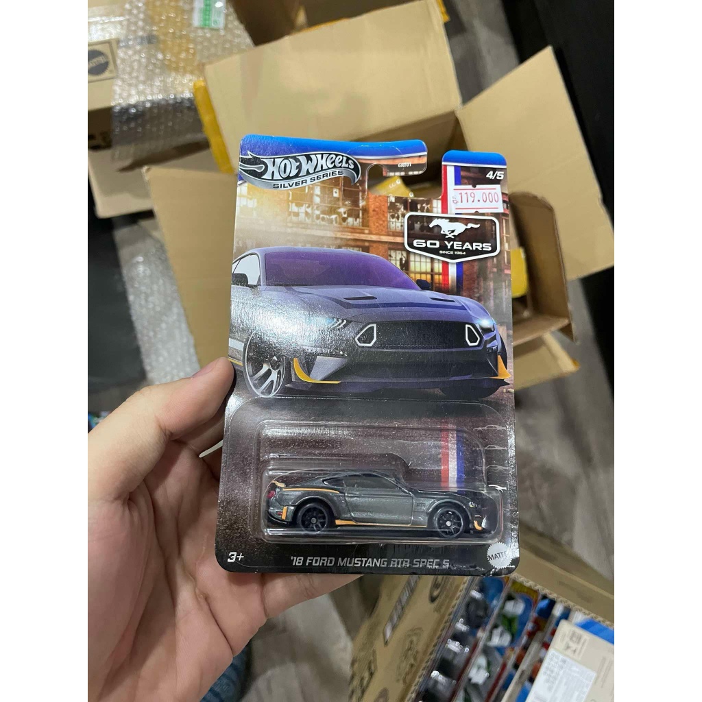 Hotwheels Ford Mustang RTR/ mô hình ô tô