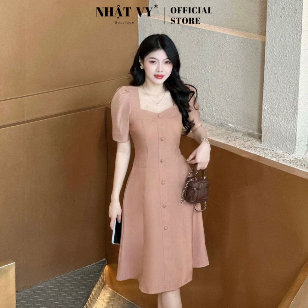 Đầm cổ vuông Nhật Vy tay phồng đính nút bọc chất lụa phù hợp công sở đi chơi cafe - D2858 | BigBuy360 - bigbuy360.vn