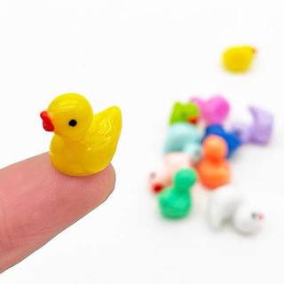 Mô hình Vịt con mini ( màu ngẫu nhiên )