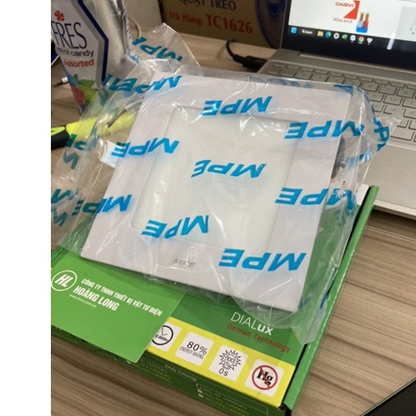 Đèn led MPE vuông panel âm trần 6w - 9w - 12w Mpe trắng - vàng Chính hãng