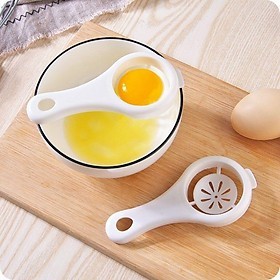 Dụng cụ tách lòng đỏ trứng