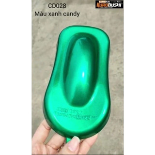 Sơn xịt Samurai CD028 màu xanh candy đậm chai 400ml