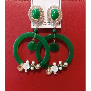 Đôi hoa tai vòng tròn xanh xinh xắn