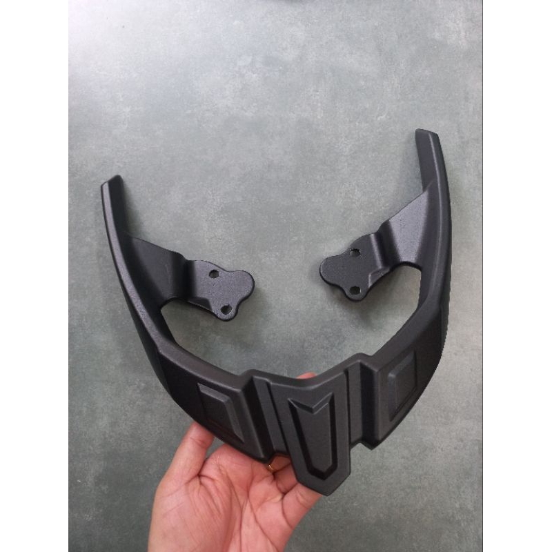 Cảng sau Sirius kiểu AirBlade2020, tay dắt Sirius sơn tĩnh điện màu đen nhám
