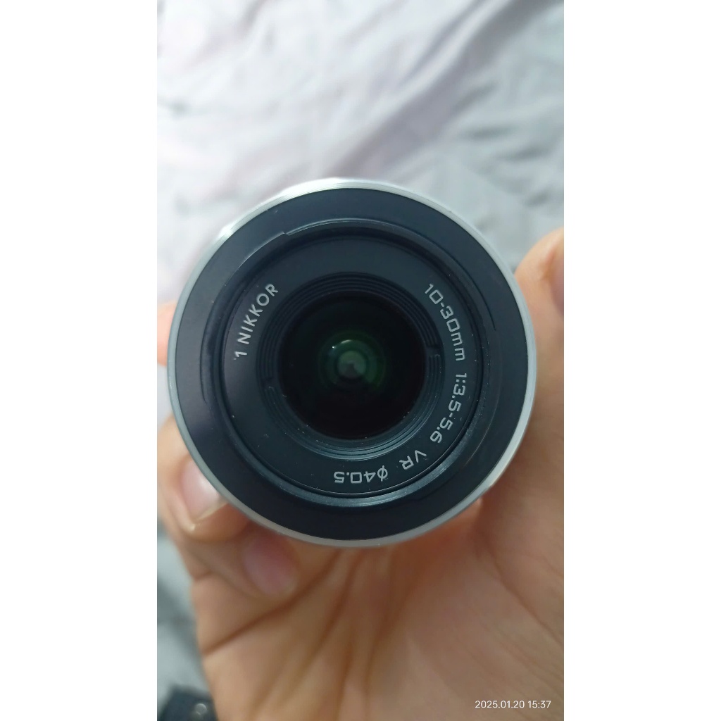 Nikon  Kit 10-30mm F3.5–5.6 VR - Đồ trang trí