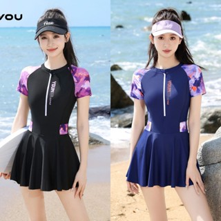 Đồ bơi cho nữ phong cách mới – Xu hướng thời trang biển với đồ bơi một mảnh che bụng và váy bơi bó sát gợi cảm