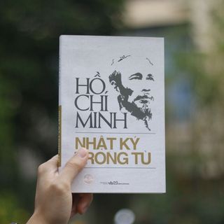 Sách: Nhật Ký Trong Tù
