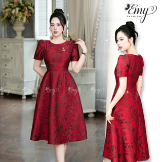 Đầm Công Sở EMY Cao Cấp Thanh Lịch EM7517 Dáng Xòe Cổ Tròn Sang Trọng, Dự Tiệc Vải Gấm Taffta Đỏ Đô