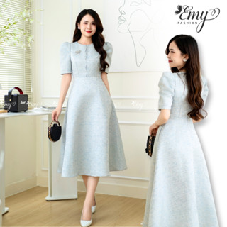 Đầm Công Sở EMY Cao Cấp Thời Trang Thanh Lịch EM7531 Dáng Xòe Cổ Tròn Tay Ngắn Vải Taffeta Nền Xanh