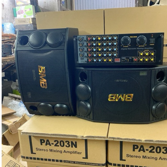 Bộ karaoke gồm amply 16 sò AC sòtossiba và đôi loa SE 2000 bass 30 từ kép và 4 tép từ kép