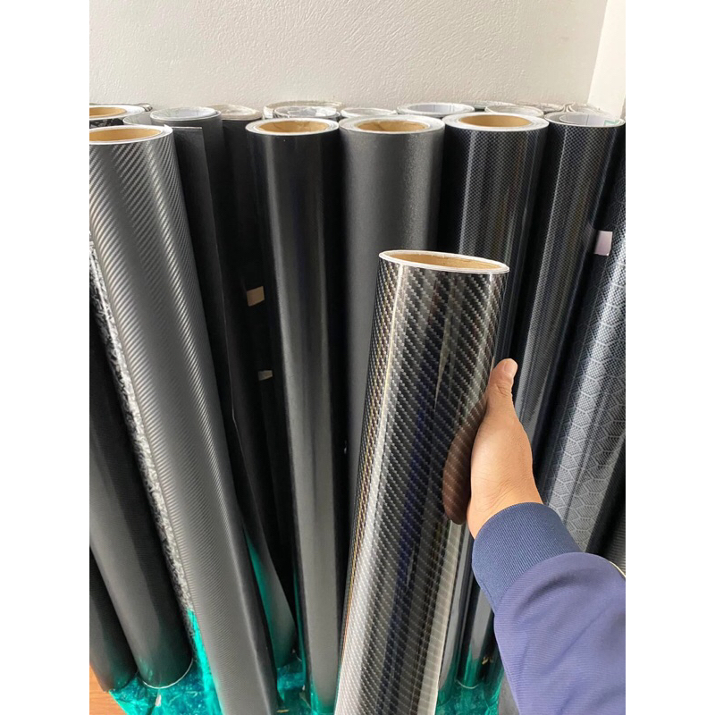 Decal màu đen Carbon bóng cao cấp chuyên dán trang trí nội thất nóc ô tô, dánh kính