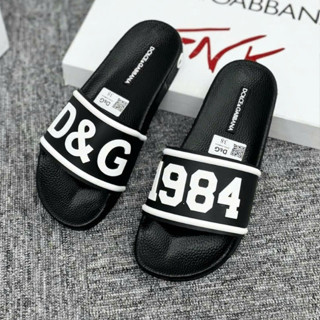 Dép Lê nam nữ họa tiết logo 1984 quai ngang cao su quai nổi chữ D&G viền đen đế đúc nổi hoạ tiết Chữ hoa văn cao cấp