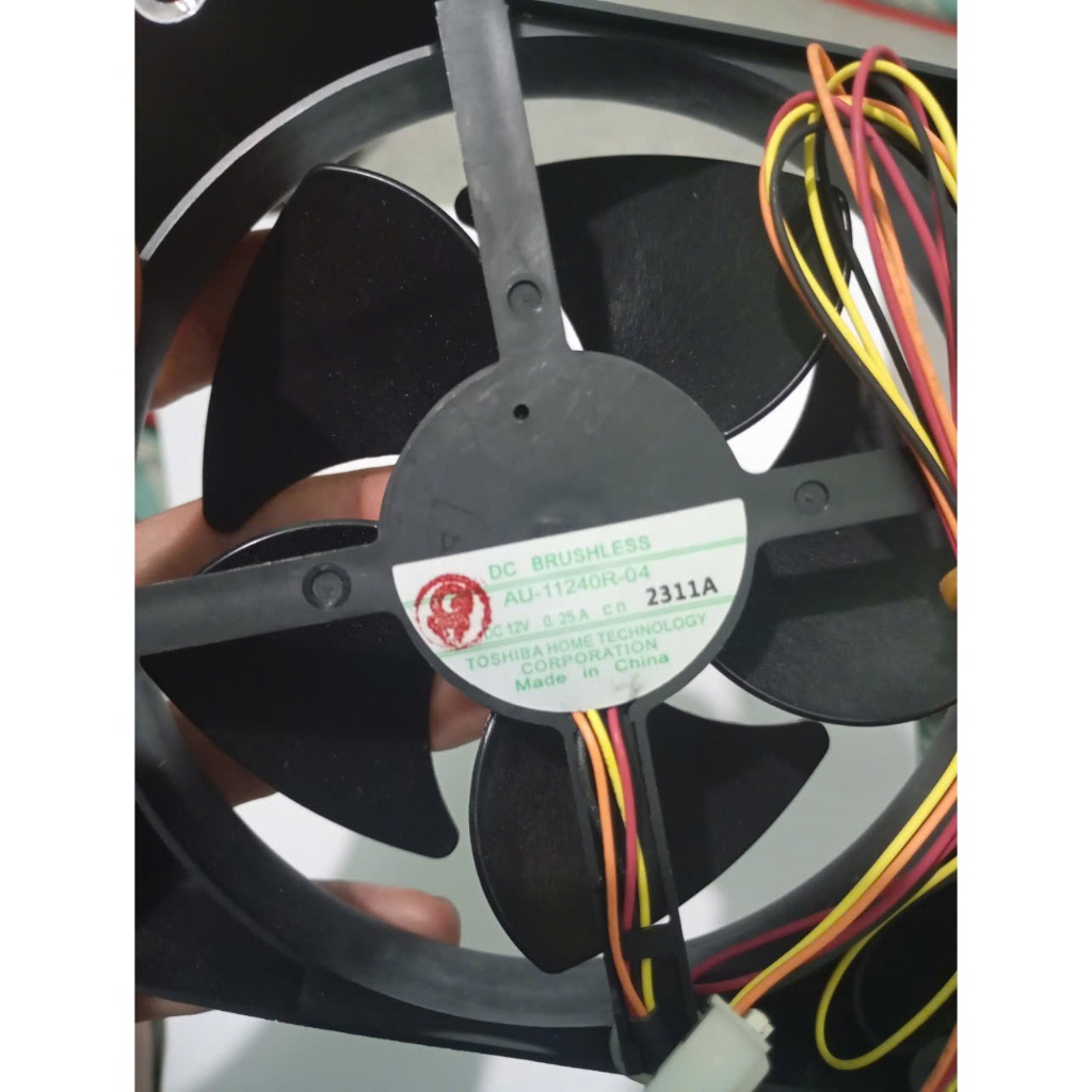 Quạt tủ lạnh Toshibass 4 dây 12V (5 cánh)