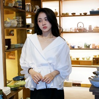  VIAN Top | Áo voan bồng bềnh cổ vest kèm thắt đai chất tơ xước Dens.clothingg 