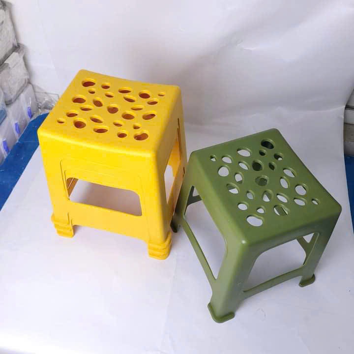 Ghế Nhựa Trà Chanh, Ghế Nhựa Ngồi Xổm ngồi quán nướng, trà sữa, trà chanh vỉa hè