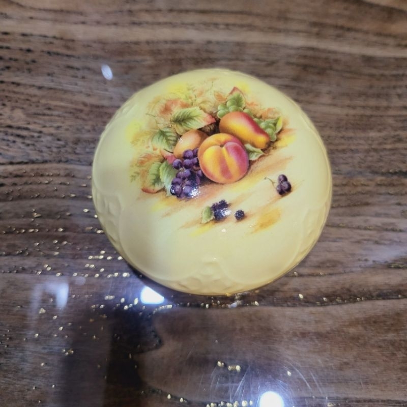 Hủ orchard gold triện Aynsley