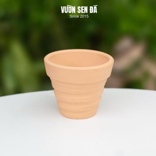 Chậu đất nung Cắt Rối 7x7cm