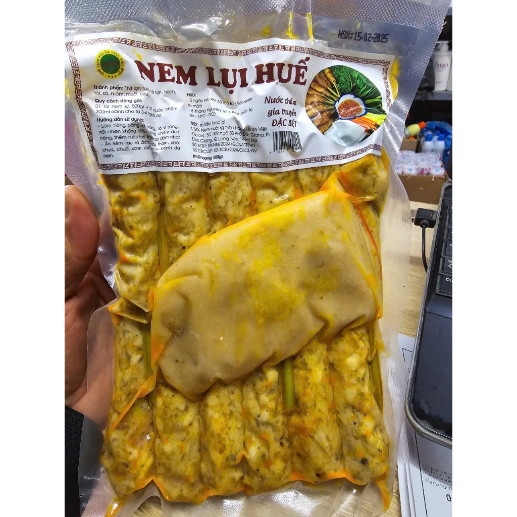 Sét 12 Cái Nem Lụi Huế Miếng nem thì dai ngon