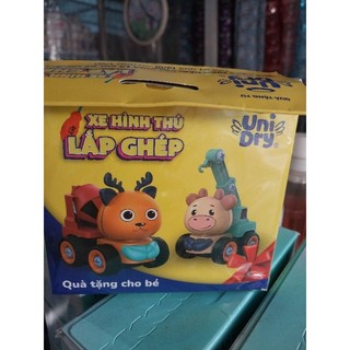 (Đơn từ 2g tặng xe lắp ghép - mẫu mới) Miếng lót sơ sinh Huggies NB2 60 miếng