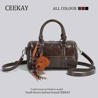 Túi Xách CeeKay Chính Hãng - Túi Đeo Chéo Cổ Điển Form Rộng Da Chần Chống Nước Phối Móc Gấu Sang Chảnh Thanh Lịch