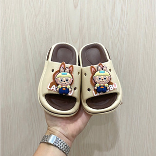 Dép quai ngang cho bé trai bé gái LABUBU dễ thương đế êm ái đi học đi chơi đi biển