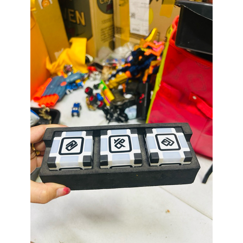 Mô hình Anki Cozmo Cube for Vector Robot